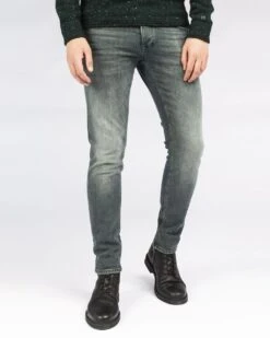 Cast Iron Riser Slim Fit Comfort Jeans